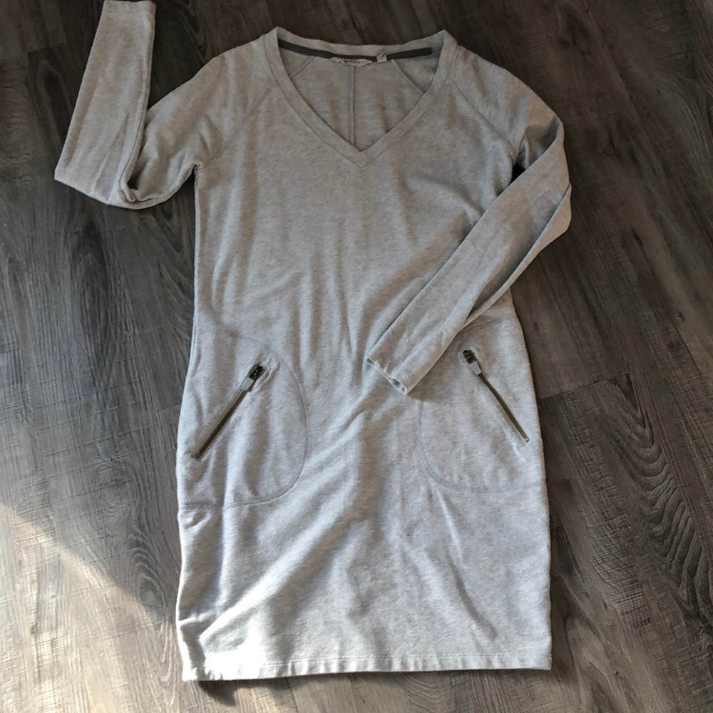 Athleta dress